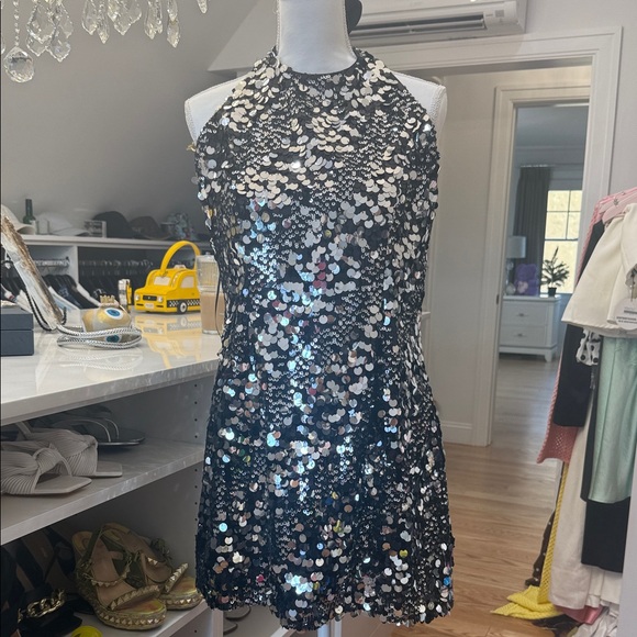 Dress the Population Dresses & Skirts - Dress the Population Black and Silver Sequin Mini Dress